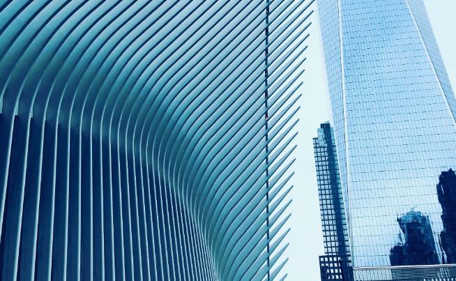 建筑公司的法人如何變更，資質也要變更嗎？